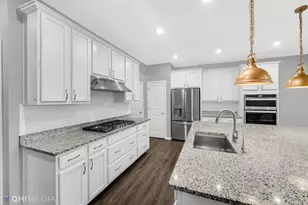 597 Watercress Dr, Aurora, IL 60504 - Photo 10