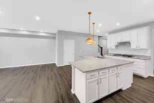 597 Watercress Dr, Aurora, IL 60504 - Photo 12