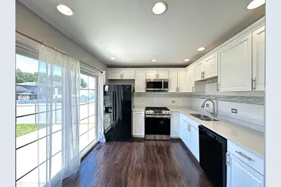 5817 Allemong Drive #HOUSE, Matteson, IL 60443 - Photo 2