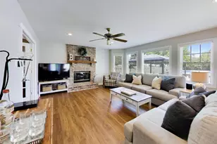 2446 Lawson Blvd, Gurnee, IL 60031 - Photo 10