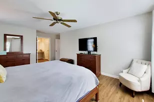 2446 Lawson Blvd, Gurnee, IL 60031 - Photo 16