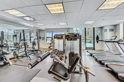 400 N Clinton Street #401, Chicago, IL 60654 - Photo 38