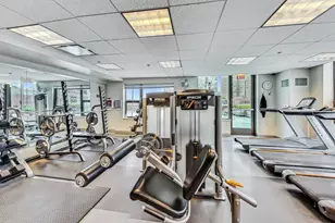 400 N Clinton St, Chicago, IL 60654 - Photo 38