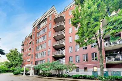 400 N Clinton Street #401, Chicago, IL 60654 - Photo 4