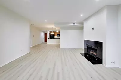400 N Clinton Street #401, Chicago, IL 60654 - Photo 14