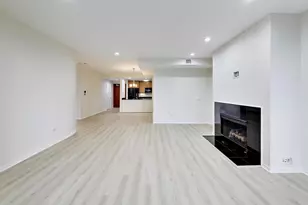 400 N Clinton St, Chicago, IL 60654 - Photo 14