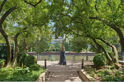 400 N Clinton Street #401, Chicago, IL 60654 - Photo 48