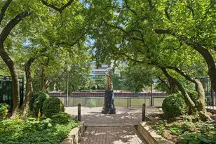 400 N Clinton St, Chicago, IL 60654 - Photo 48