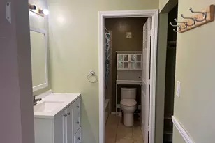 23 Creekside Cir, Elgin, IL 60123 - Photo 12