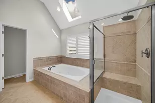 6430 Clarendon Hills Rd, Willowbrook, IL 60527 - Photo 18