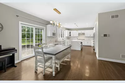 6430 Clarendon Hills Road, Willowbrook, IL 60527 - Photo 8