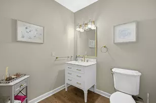 6430 Clarendon Hills Rd, Willowbrook, IL 60527 - Photo 14
