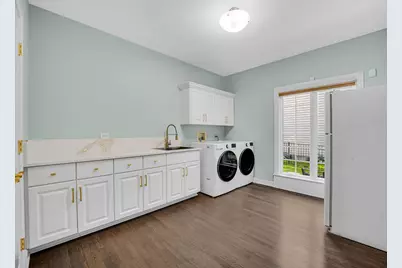 6430 Clarendon Hills Road, Willowbrook, IL 60527 - Photo 28