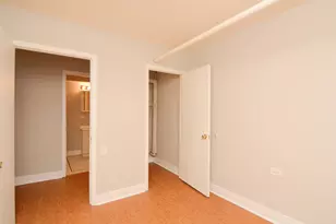5736 N Winthrop Ave, Chicago, IL 60660 - Photo 14