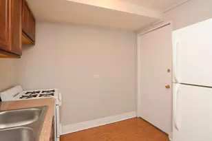 5736 N Winthrop Ave, Chicago, IL 60660 - Photo 4
