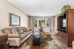 239 Brice Ave, Mundelein, IL 60060 - Photo 6