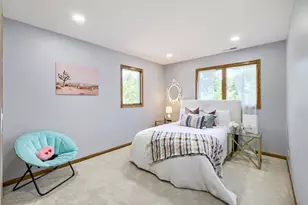 1325 E Lake Ave, Glenview, IL 60025 - Photo 32