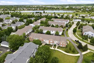185 Springbrook Trail S, Oswego, IL 60543 - Photo 2