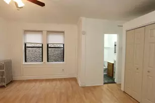 4735 N Beacon St, Chicago, IL 60640 - Photo 8