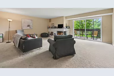 1671 Mission Hills Road #104, Northbrook, IL 60062 - Photo 2