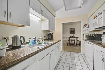 1671 Mission Hills Road #104, Northbrook, IL 60062 - Photo 6