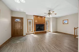 5310 S Mason Ave, Chicago, IL 60638 - Photo 10
