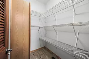 5310 S Mason Ave, Chicago, IL 60638 - Photo 8