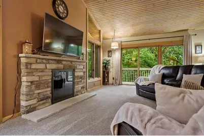 11206 Havens Wood Road, Roscoe, IL 61073 - Photo 6