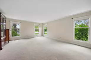 1152 Terre Dr, Libertyville, IL 60048 - Photo 8
