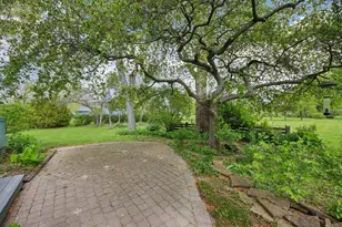 1152 Terre Dr, Libertyville, IL 60048 - Photo 44