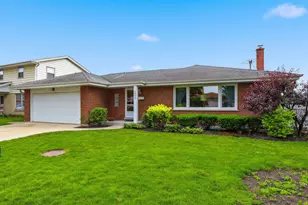 1443 Crain St, Park Ridge, IL 60068 - Photo 1