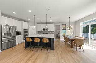 1240 W Thomas Rd, Wheaton, IL 60187 - Photo 8