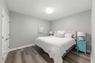 1240 W Thomas Rd, Wheaton, IL 60187 - Photo 34