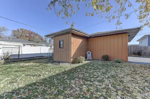 181 W 28th St, South Chicago Heights, IL 60411 - Photo 16