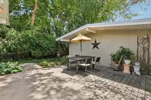 4317 Greenwood St, Skokie, IL 60076 - Photo 38