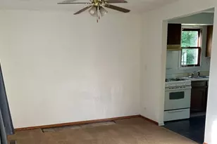 40231 N Dell Dr, Antioch, IL 60002 - Photo 4