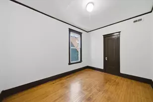 2324 N Central Park Ave, Chicago, IL 60647 - Photo 8