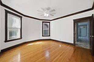 2324 N Central Park Ave, Chicago, IL 60647 - Photo 4