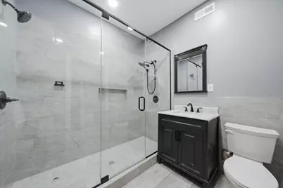 2324 N Central Park Avenue, Chicago, IL 60647 - Photo 10