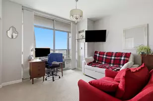 100 E 14th St, Chicago, IL 60605 - Photo 20