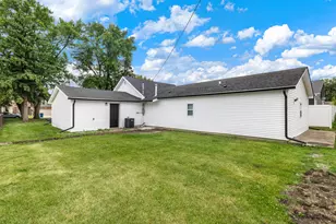 5610 W 88th St, Oak Lawn, IL 60453 - Photo 32