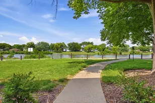332 Klein Creek Ct, Carol Stream, IL 60188 - Photo 8
