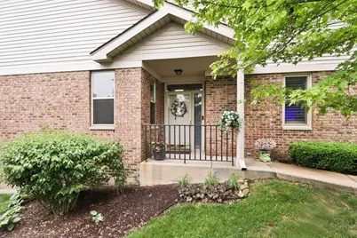 768 Saint Johns Place, Addison, IL 60101 - Photo 2