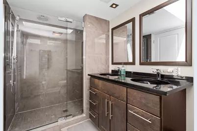 5654 W Cornelia Avenue, Chicago, IL 60634 - Photo 20
