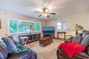 18024 Highland Ave, Homewood, IL 60430 - Photo 6