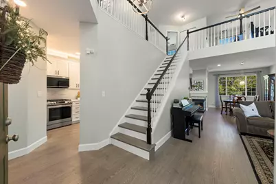 32102 Millard Circle #2, Warrenville, IL 60555 - Photo 2