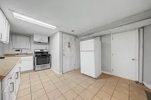 2206 N Kostner Ave, Chicago, IL 60639 - Photo 6