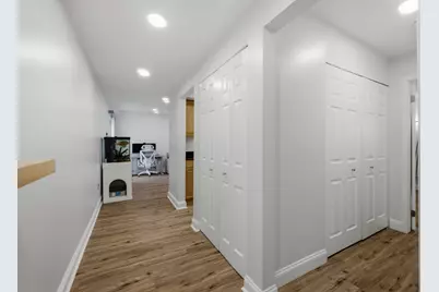 2013 Country Club Drive #4a, Woodridge, IL 60517 - Photo 6