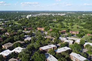 2013 Country Club Dr, Woodridge, IL 60517 - Photo 22