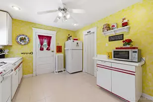 202 N 5th St, Saint Charles, IL 60174 - Photo 14